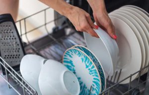 راهنمای خرید ماشین ظرفشویی بر اساس ظرفیت ؛ چند نفره بخرم؟