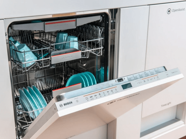 چرا باید ماشین ظرفشویی بخریم؟ مزایای استفاده از ماشین ظرفشویی